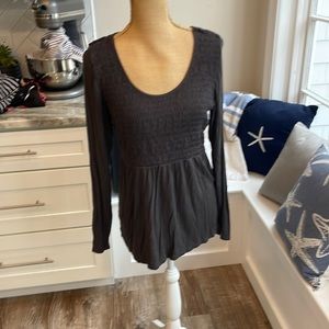 American Eagle grey long sleeve flowy shirt